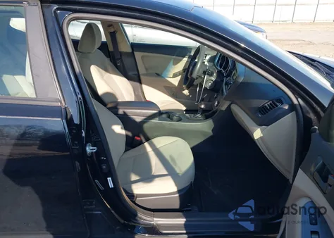 2015 Kia Optima Lx z USA, uszkodzony, nr VIN 5XXGM4A75FG430703